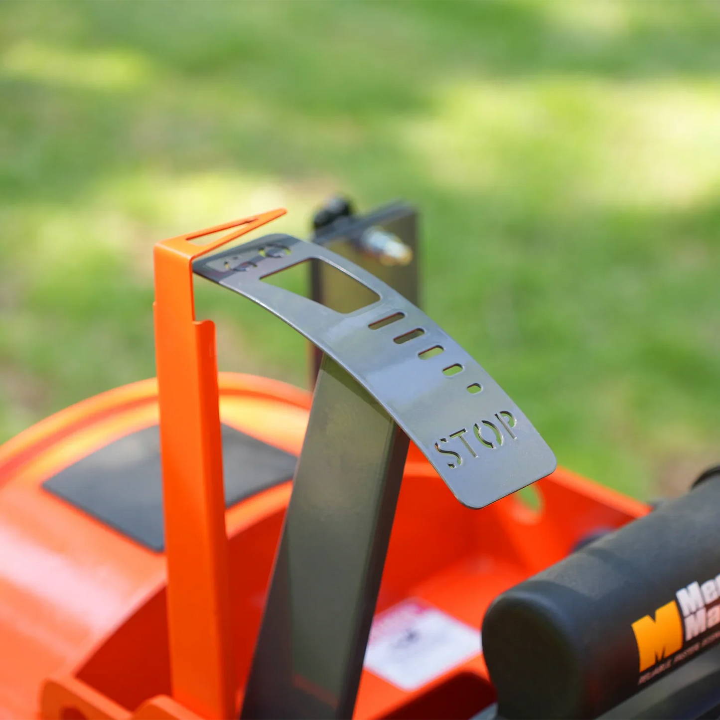 3-Point PTO Stump Grinder with 34 Carbide Teeth (PTO Shaft Included with Slip Clutch), for 15-45HP Tractor, SG24PRO