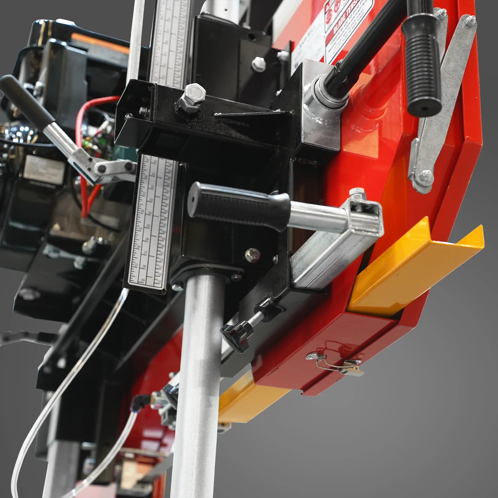 26" Portable Sawmill (5x Blades Included),  459cc 15HP E-Start Gasoline Engine,  20" Board Width,  20' Track Length (13' Track Length + 6.4' Track Extension Included) ,  SM-26