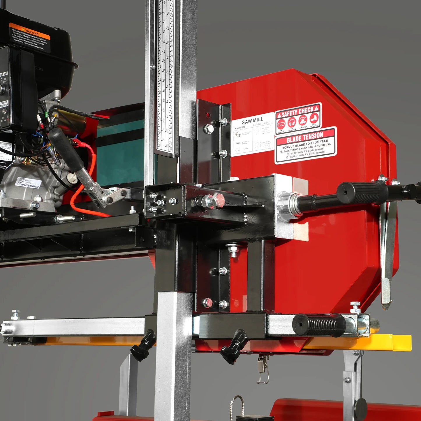 32" Portable Sawmill (5 x Blades Included),  459cc 15HP E-Start Gasoline Engine,  26.5" Board Width,  20' Track Length (13' Track Length + 6.4' Track Extension Included) ,  SM-32